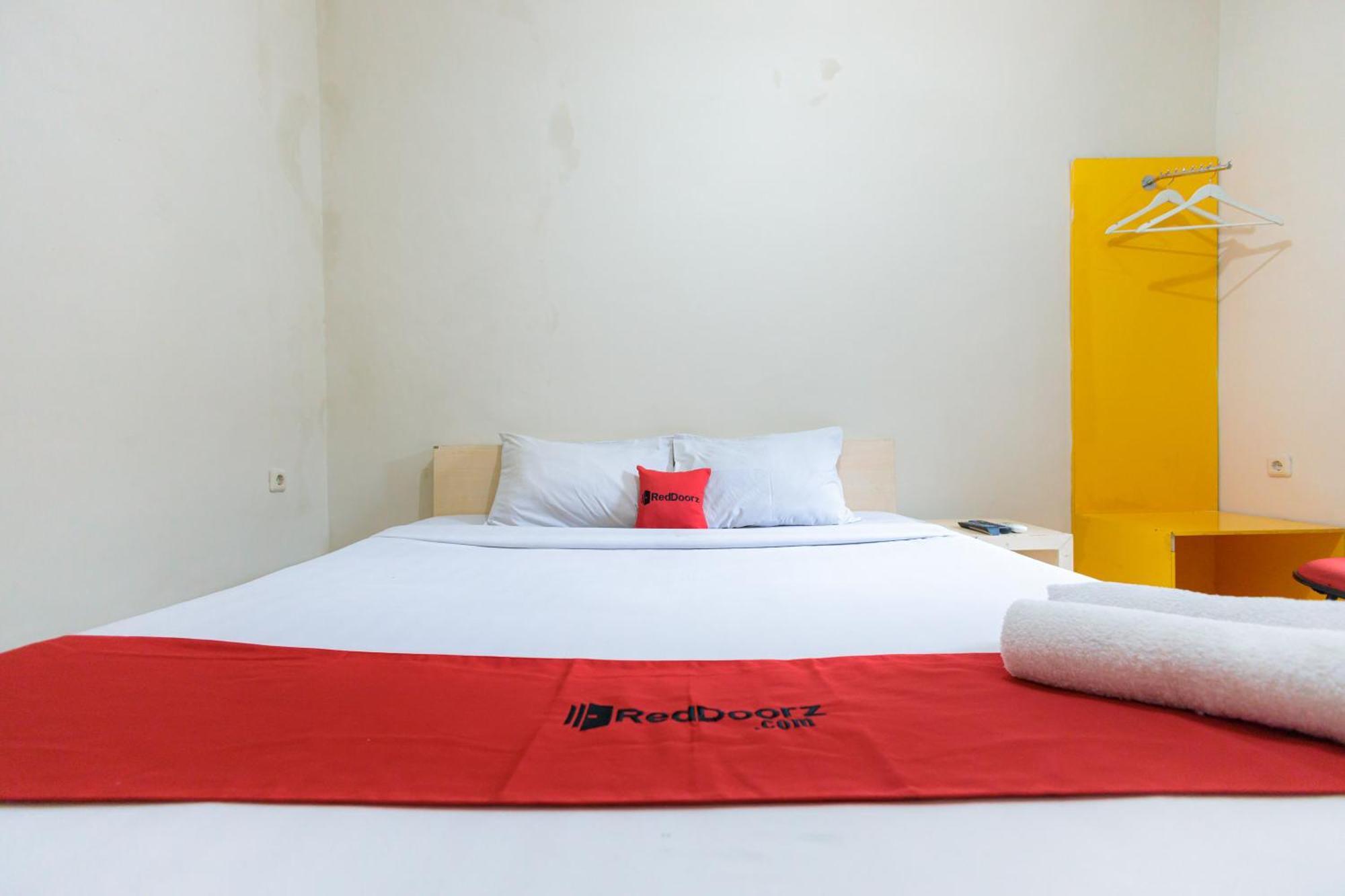 Reddoorz At Osuko Residence Sukomanunggal Jaya Σουραμπάγια Εξωτερικό φωτογραφία